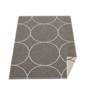 Alfombra de vinilo Boo de Pappelina
