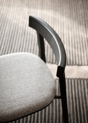 Silla Helvetica, vista 4
