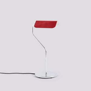 Lámpara de mesa Apex rojo granate · HAY · vista 2