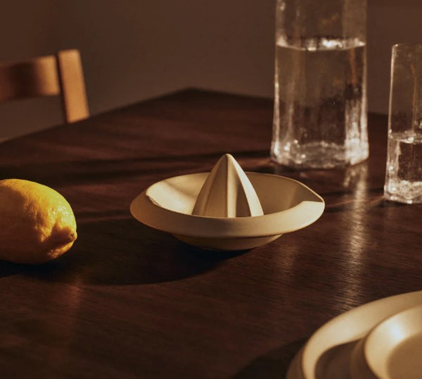 Espremedor Erena creme · Ferm Living