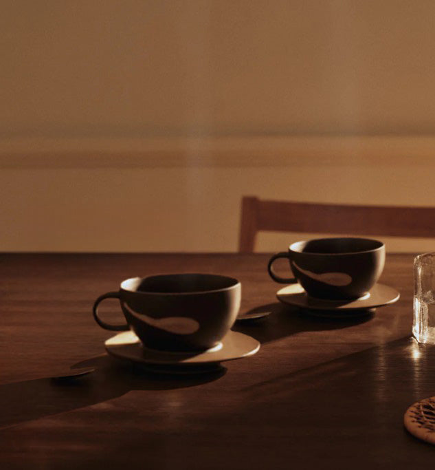 Koyo Cup with Saucer Dark Brown/Buff
