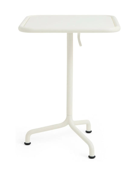 Mesa de exterior Deville · HAY