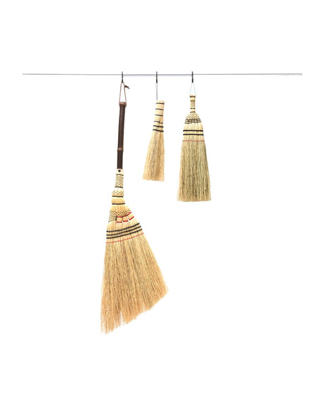 Broom Outdoor Market · HAY