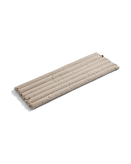 Almofada de assento para banco de exterior Traverse Quilted · HAY