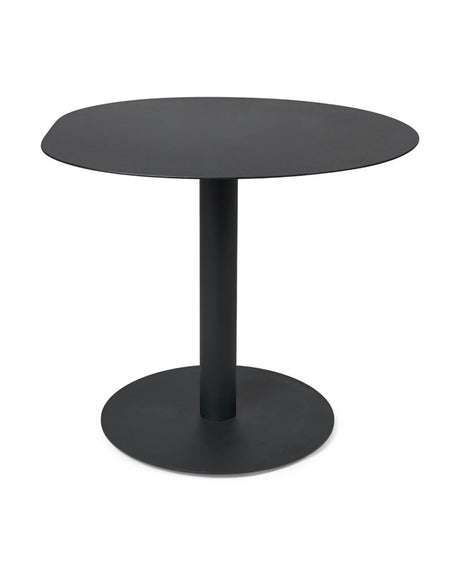 Mesa de comedor de exterior Pond · Ferm Living